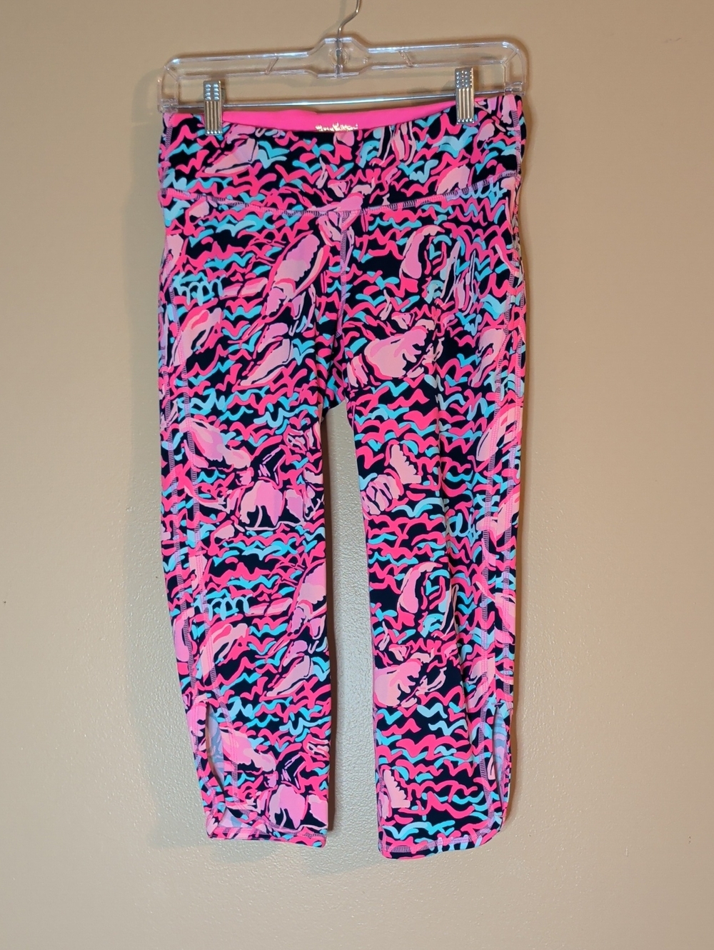 Lilly Pulitzer Luxletic Crop Leggings Lobstah Roll Size Medium